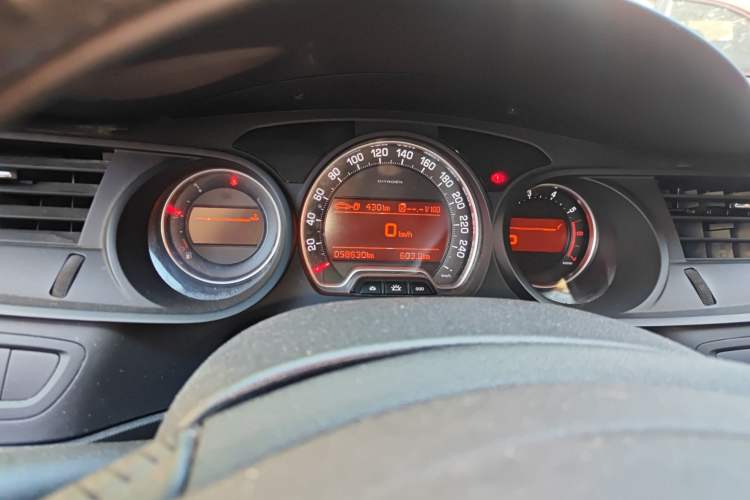 Used Citroen C5 2012 2.0L Automatic Luxury Edition Instrument Cluster