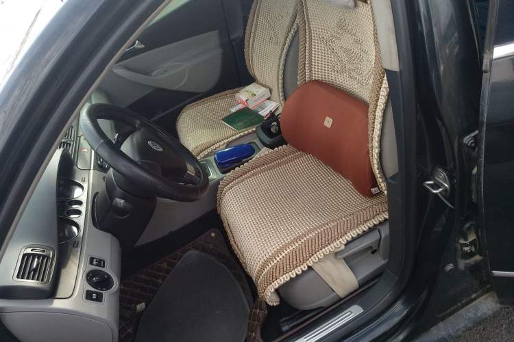 Used Volkswagen Magotan 2007 1.8 TSI Manual Tech Model Left Front Seat