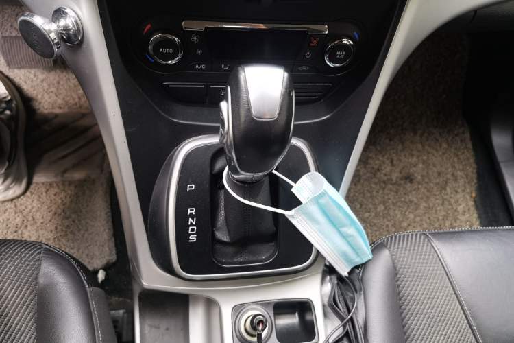 Used Ford Kuga 2013 1.6L GTDi Two-Wheel-Drive Trend Model
