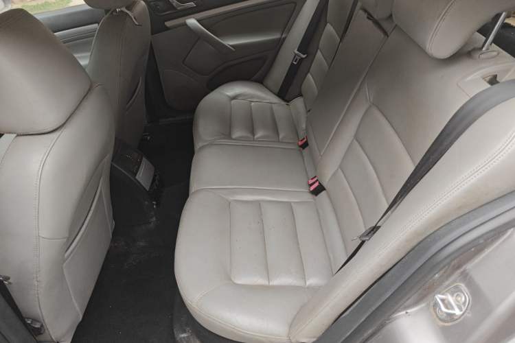 Used Skoda Octavia 2013 1.6L Manual Yijun Edition
