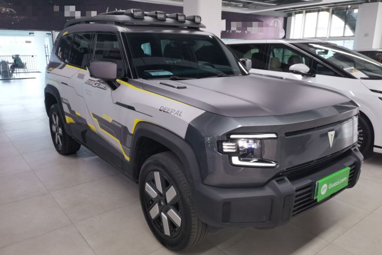 Used Deepal G318 2024 Four-Wheel-Drive Air Suspension Model
