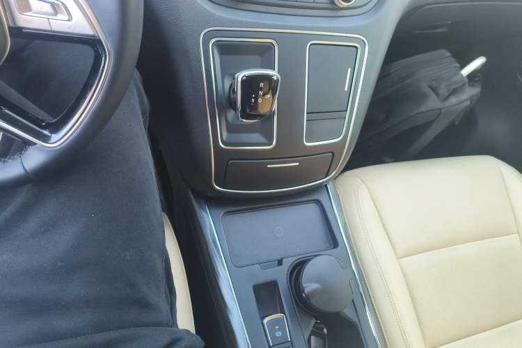 Used JAC Refine L6 MAX 2022 2.0T Automatic High-Power Flagship Edition