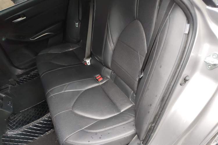 Used Toyota Avalon 2023 Dual-Engine 2.5L Luxury Edition Left Rear Seat