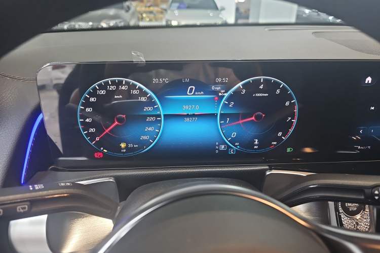 Used Mercedes-Benz GLB 2023 GLB 220 Sport Edition Instrument Cluster