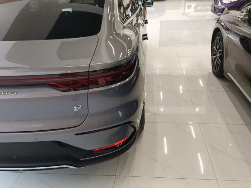 Used BYD Han 2022 EV Genesis Edition 715 km Front-Wheel-Drive Flagship Model — 7