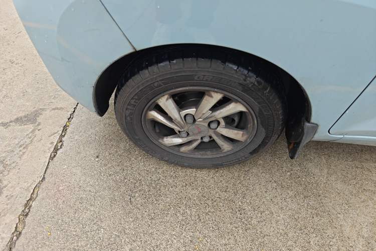 Used Wuling Hongguang MINIEV 2020 Enjoy Edition Lithium-Ion Battery Left Front Wheel Hub