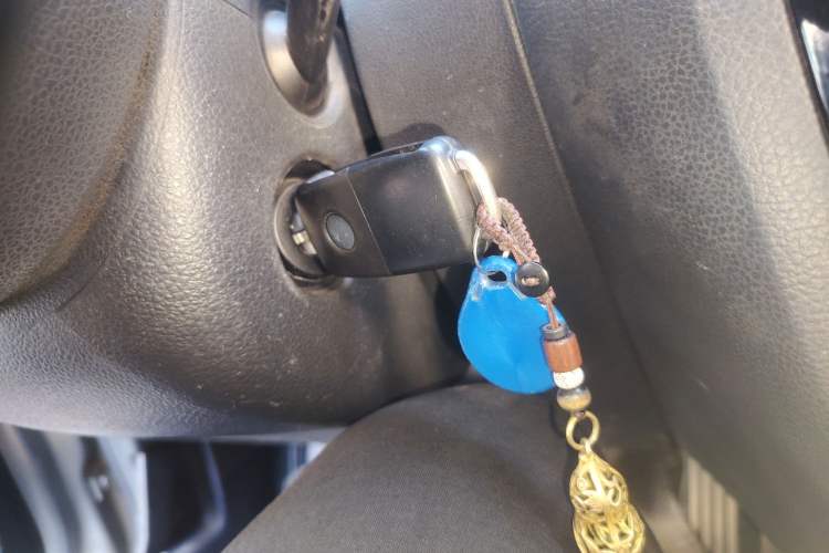 Used Volkswagen Sagitar 2014 1.6L Automatic Comfort Model Vehicle Key