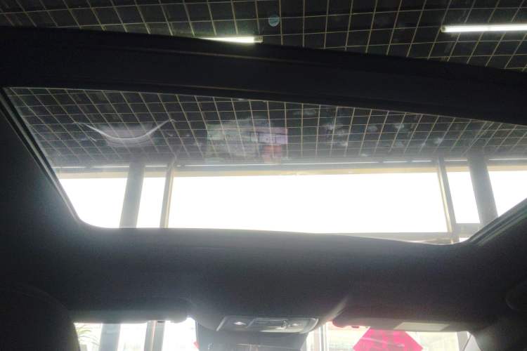 Used BYD Qin L 2025 DM-i Smart Drive 120KM Leading Model Headliner