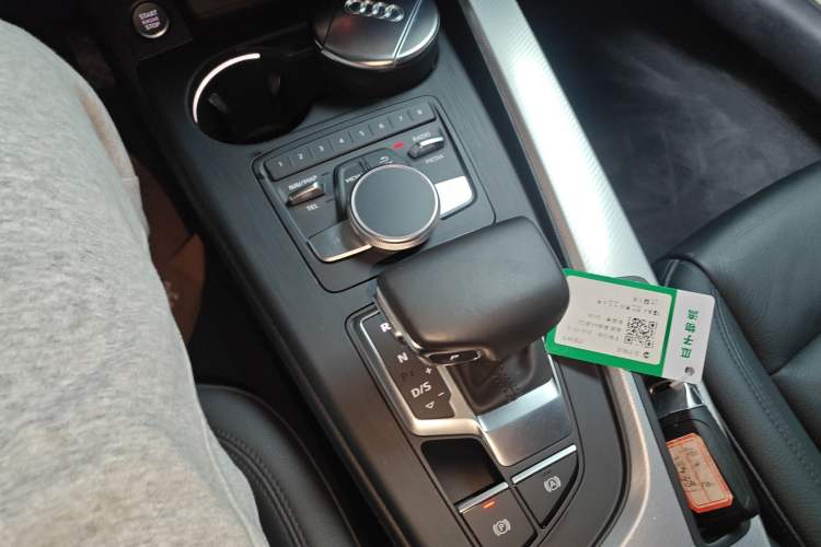 Used Audi A4 2020 Avant Avant-garde 40 TFSI Fashionable and Dynamic Model