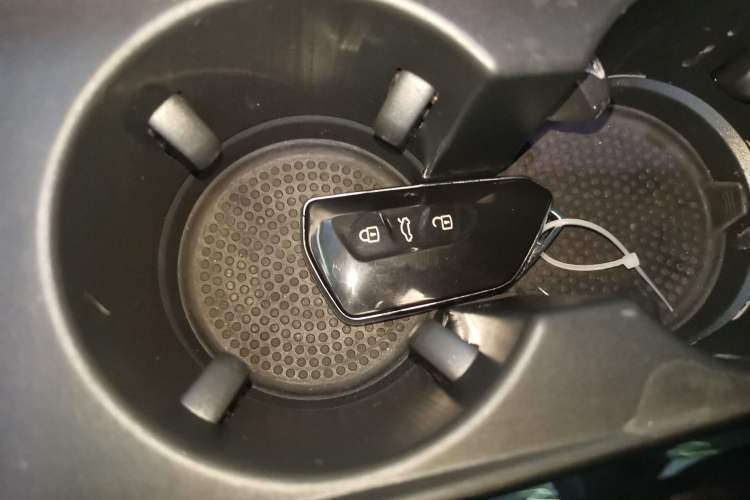 Used Volkswagen Teramont X 2021 330TSI Two-Wheel-Drive Luxury Edition