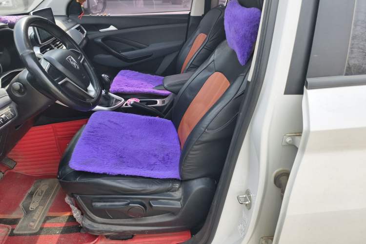 Used Baojun 530 2019 1.5T Manual Comfort Version 7 Seats China V Emission Standard
