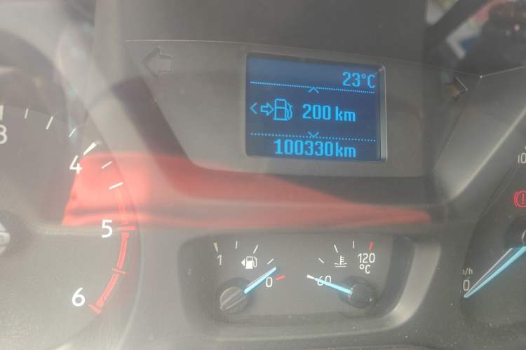 Used Ford Transit 2019 2.0T Diesel Multi-Purpose Commercial Vehicle Short Wheelbase Low Roof 6-Seater China VI Standard