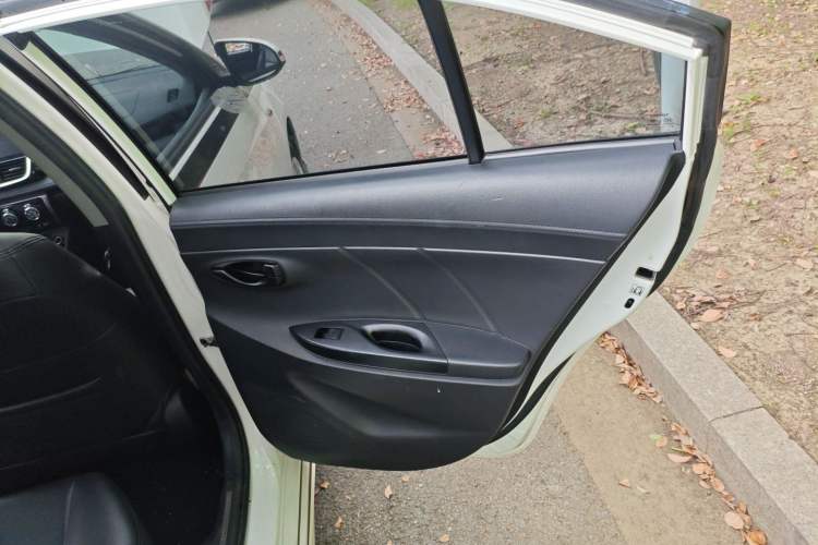 Used Toyota YARiS L Zhi Xiang 2018 1.5E CVT Champion Limited Edition Right Rear Door Interior