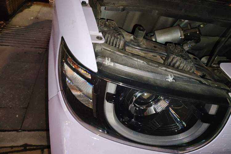 Used Chery QQ Ice Cream 2022 120km Conical Shape Lithium Iron Phosphate
