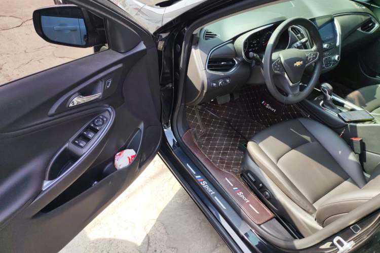 Used Chevrolet Malibu XL 2022 535T Automatic Sport Edition Driver Seat