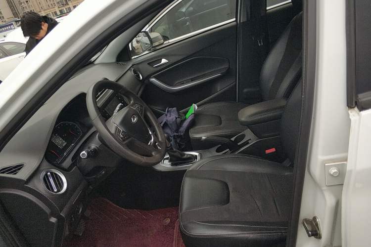 Used Chery Tiggo 3X 2020 Quality Edition 1.5L CVT Luxury Version Left Front Seat