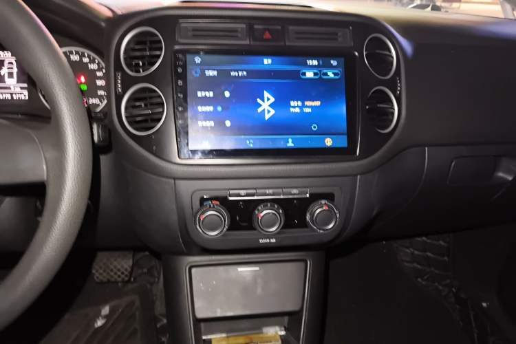 Used Volkswagen Tiguan 2017 300TSI Automatic Two-Wheel Drive Silk Road Luxury Edition