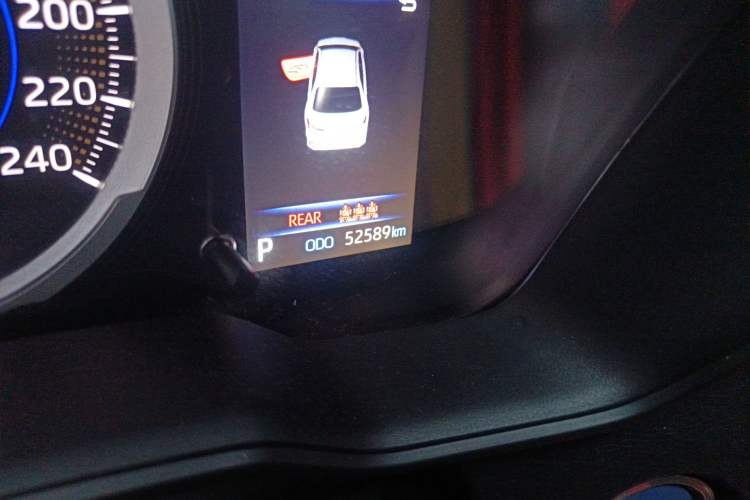 Used Toyota Corolla 2021 Dual-Motor 1.8L E-CVT Elite Edition Odometer Close Up