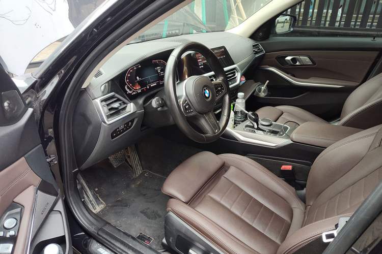 Used BMW 3 Series 2021 325i M Sport Night Edition package
