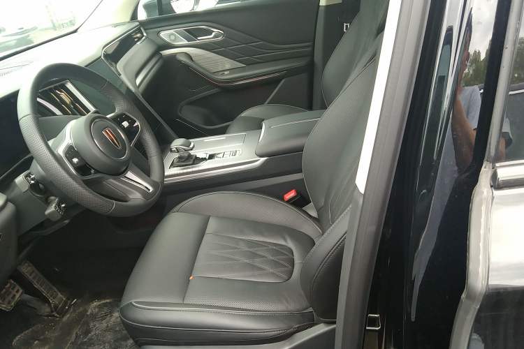 Used Hongqi HS7 PHEV 2024 2.0T PHEV Four-Wheel Drive Flagship Edition 6 Seats Left Front Seat