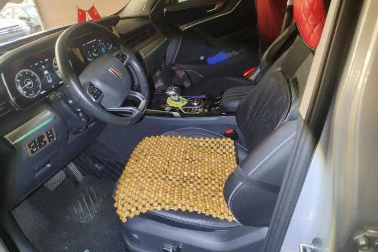 Used Hongqi HS5 2022 Facelifted Version 2.0T Smart Connect Flagship All-Wheel-Drive Edition
