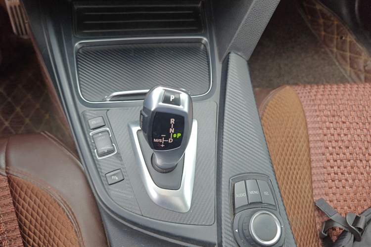 Used BMW 3 Series 2016 320Li Ambition Model Gear Lever