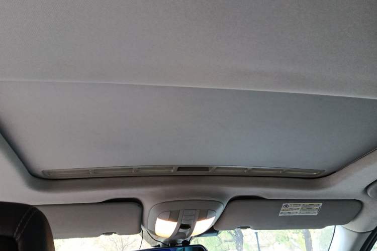 Used Mercedes-Benz M-Class 2010 ML 300 4MATIC
