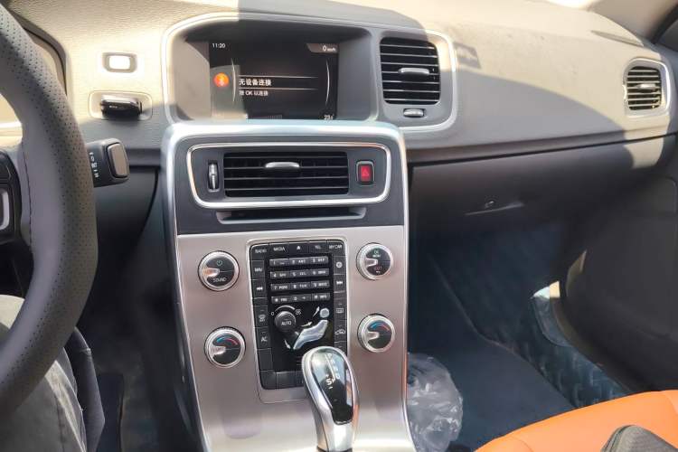 Used Volvo S60 2018 S60L T3 Smart Progress Edition
