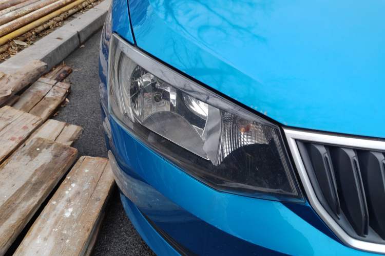 Used Skoda Fabia 2015 1.4L Manual Front-Wheel Drive Model