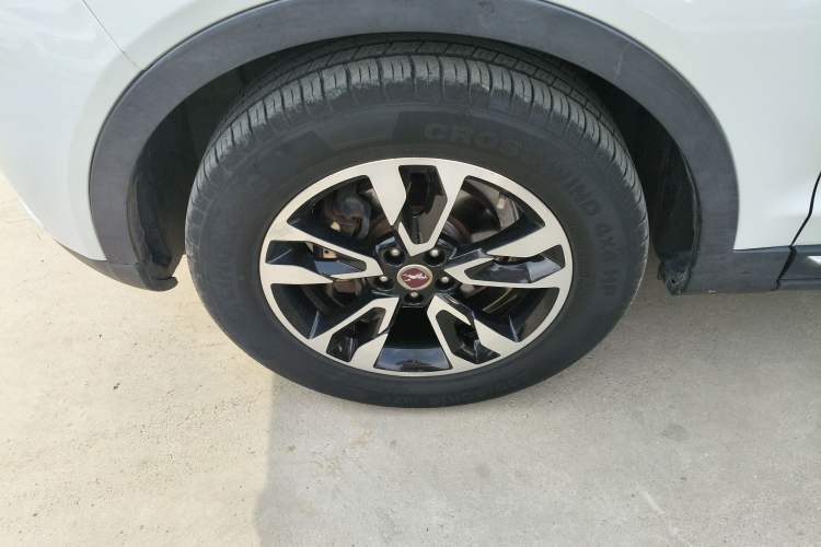 Used Hanteng X7 2016 2.0T DCT Luxury Edition Left Front Wheel Hub