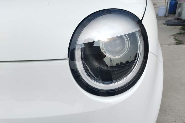 Used CHANGAN NEVO Lumin 2026 Model Treasure Edition 205km Passionate Beige Ningde Left Front Headlight