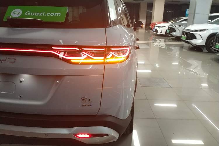 Used BYD Song L DM-i 2025 Intelligent Driving Version 160 km Beyond-Range Type
