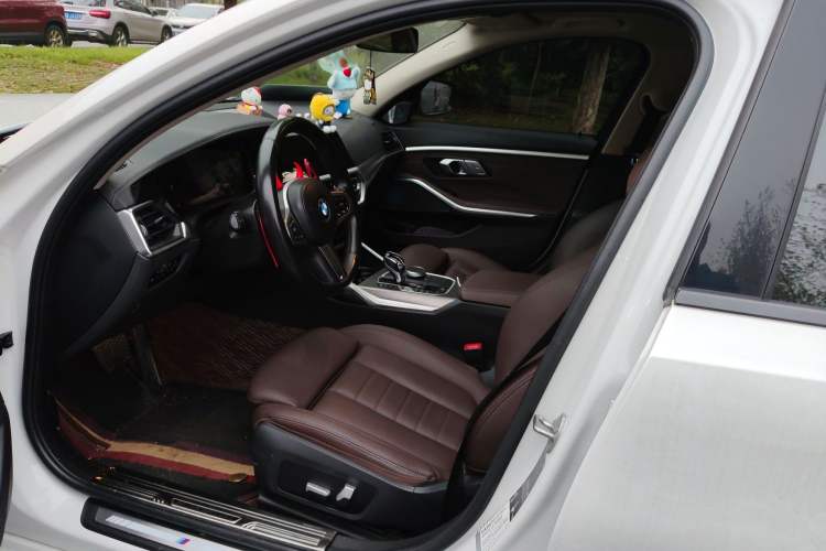 Used BMW 3 Series 2021 Facelifted 325Li M Sport Night Edition Package Left Front Seat