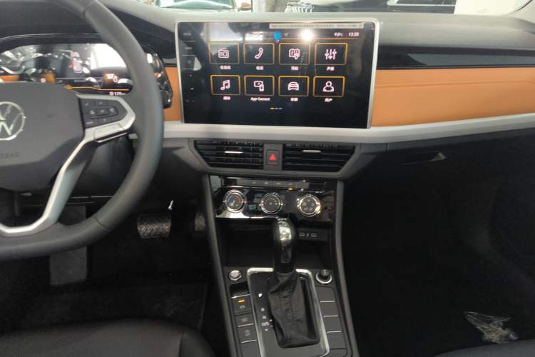 Used Volkswagen Bora 2026 200TSI DSG Yuexing Navigation Edition