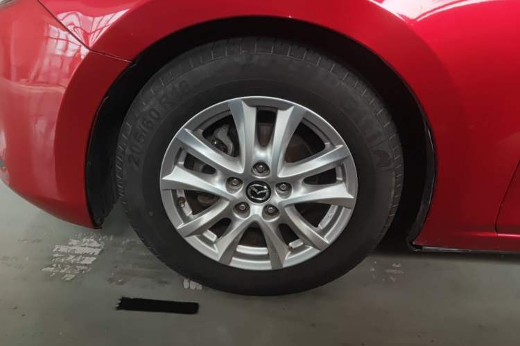 Used Mazda 3 Axela 2017 Sedan 1.5L Automatic Luxury Model Emission Standard China V