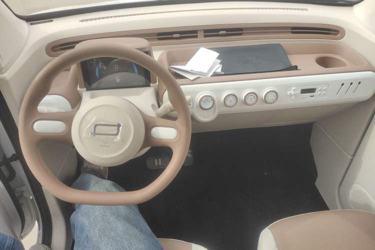 Used Bestune Pony 2026 222km Colorful Horse
