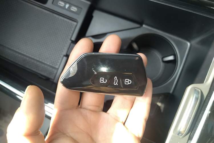 Used Volkswagen ID.4 X 2025 Smart Version Pure & Intelligent Enjoyment Edition