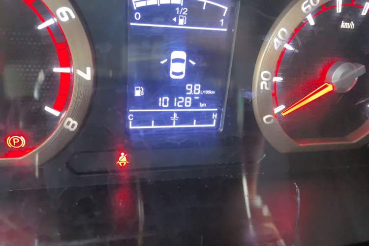 Used FORTHING Lingzhi 2018 M5 1.6L 7-Seater Luxury Model