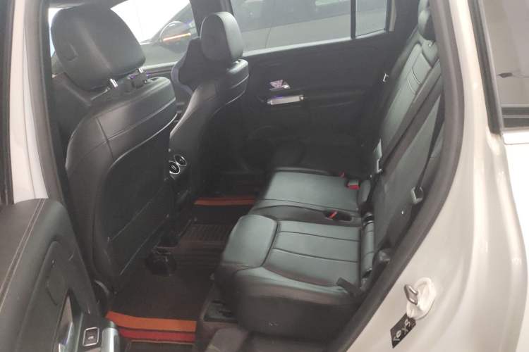 Used Mercedes-Benz GLB 2020 GLB 200 Dynamic Edition Left Rear Seat