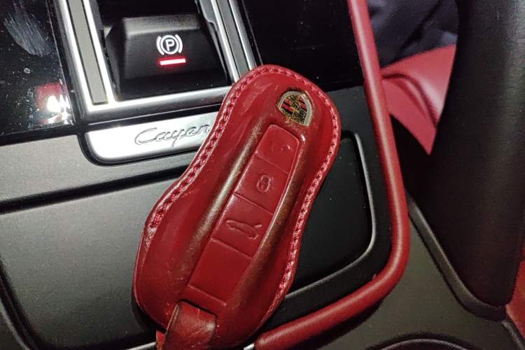 Used Porsche Cayenne 2023 Cayenne Coupé 3.0T Platinum Edition