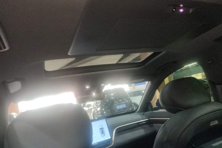 Used Dongfeng eπ eπ008 2024 210Max Range-Extended Version 6 Seats