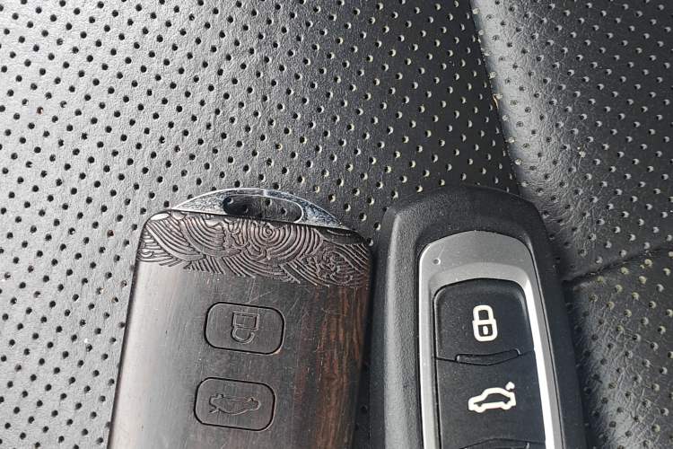 Used Geely Auto Emgrand GT 2015 1.8T Premium Model