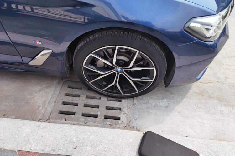 Used BMW 5 Series 2021 530Li Executive M Sport Package
