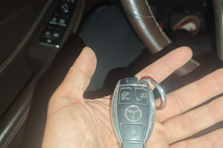 Used Mercedes-Benz GLE 2017 GLE 320 4MATIC Luxury Model