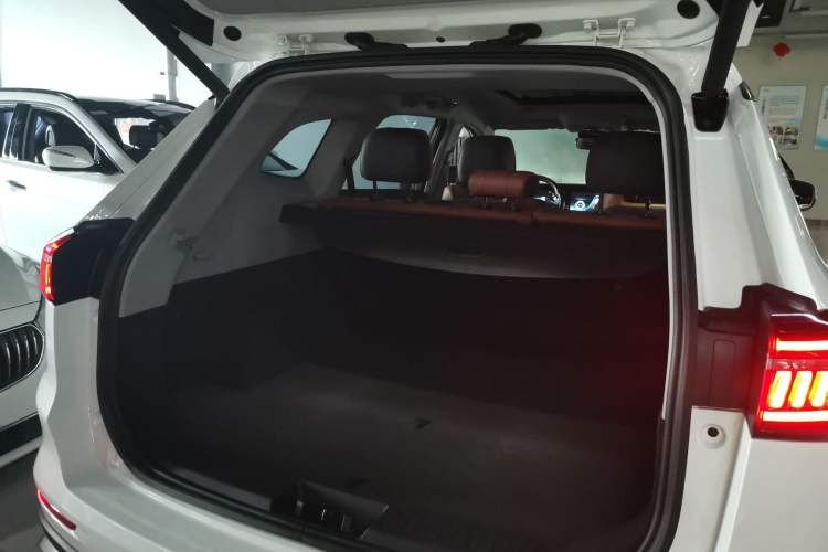 Used Chery Tiggo 8 PLUS 2021 290TGDI DCT Luxury Edition Trunk