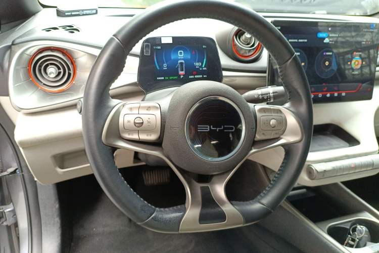 Used BYD Dolphin 2021 405 km Fashion Edition
