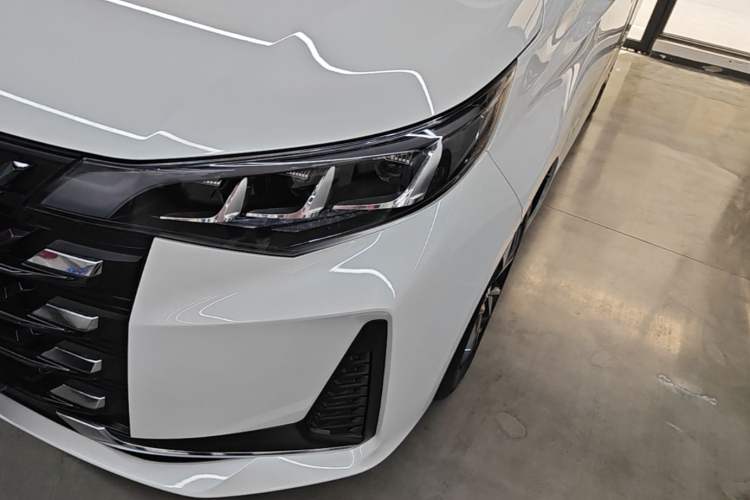 Used GAC Trumpchi M6 2023 PRO 270T DCT Luxury Edition
