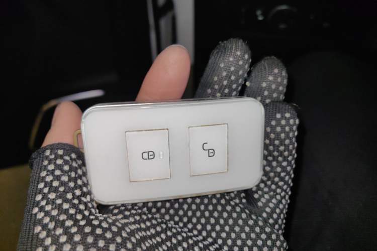 Used BYD Tang New Energy 2015 2.0T Four-Wheel-Drive Flagship Model Vehicle Key