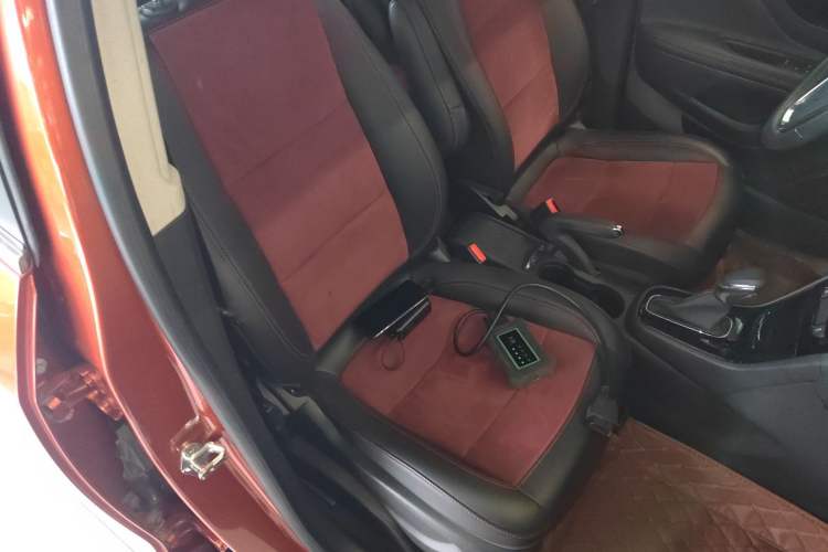 Used Buick Encore 2017 18T Automatic Two-Wheel Drive Urban Elite Model
