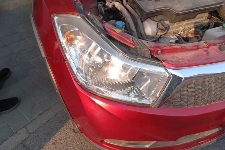 Used Suzuki SX4 2013 1.6L Automatic CoolRide Model Right Front Headlight